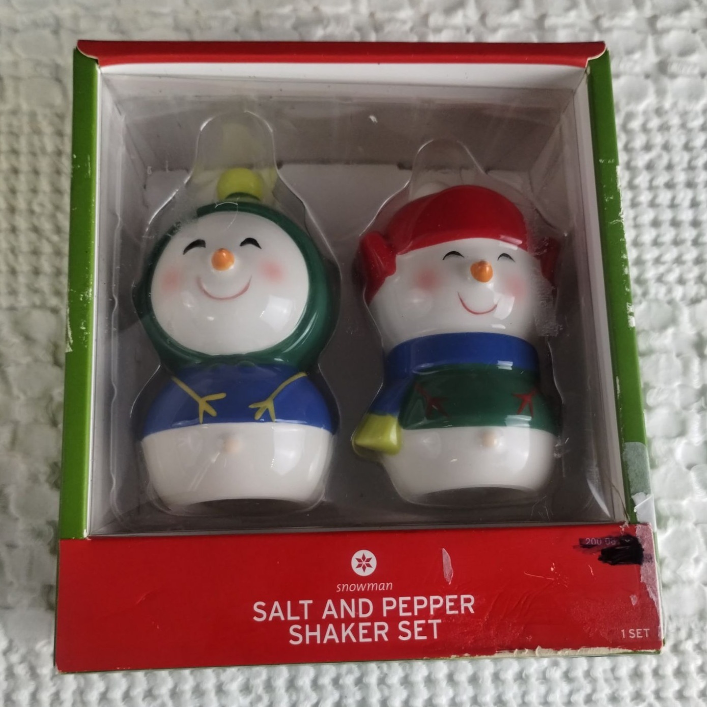 Snowman Kitchen/Salt and Pepper Shaker Set