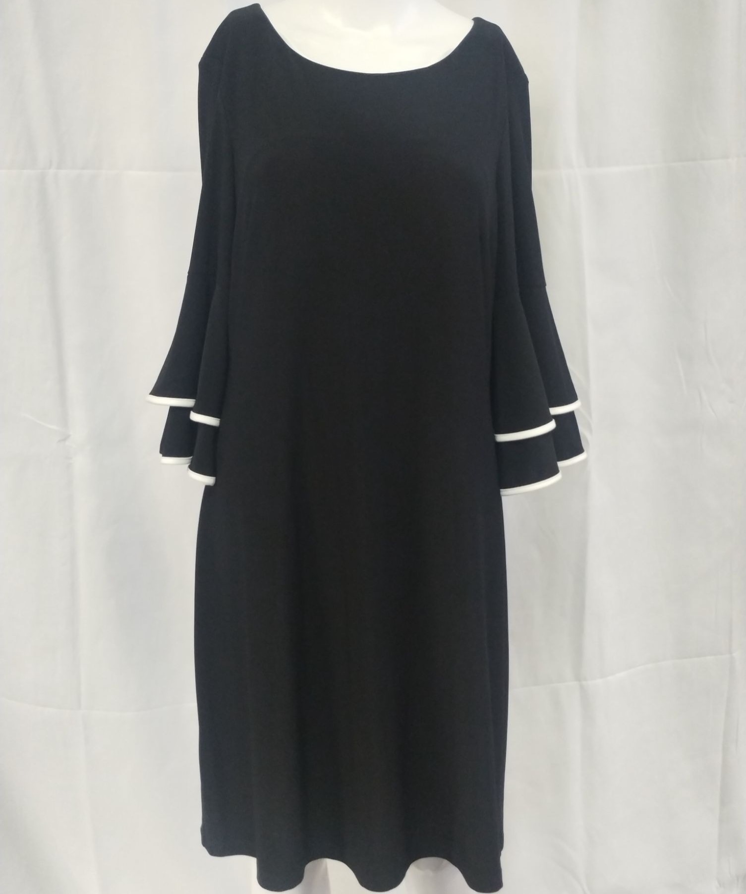 Women's Black Dress/Knee Length Sz12