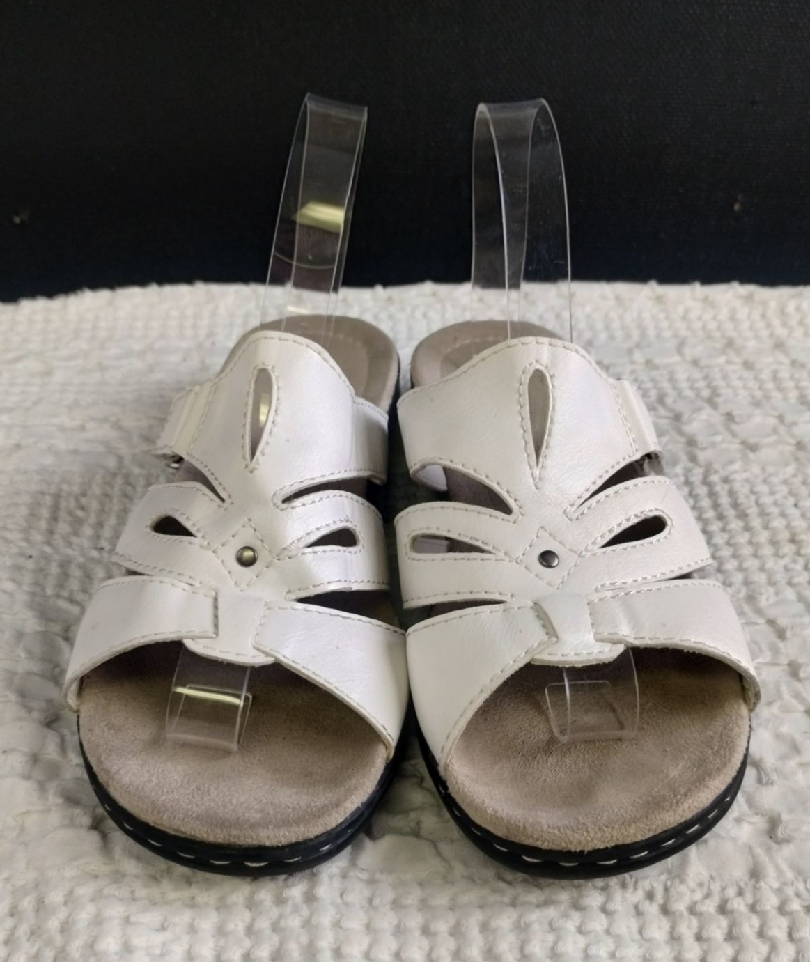 Croft Barrow Women's White Shoes/Sandals/1.5" Heel Size9