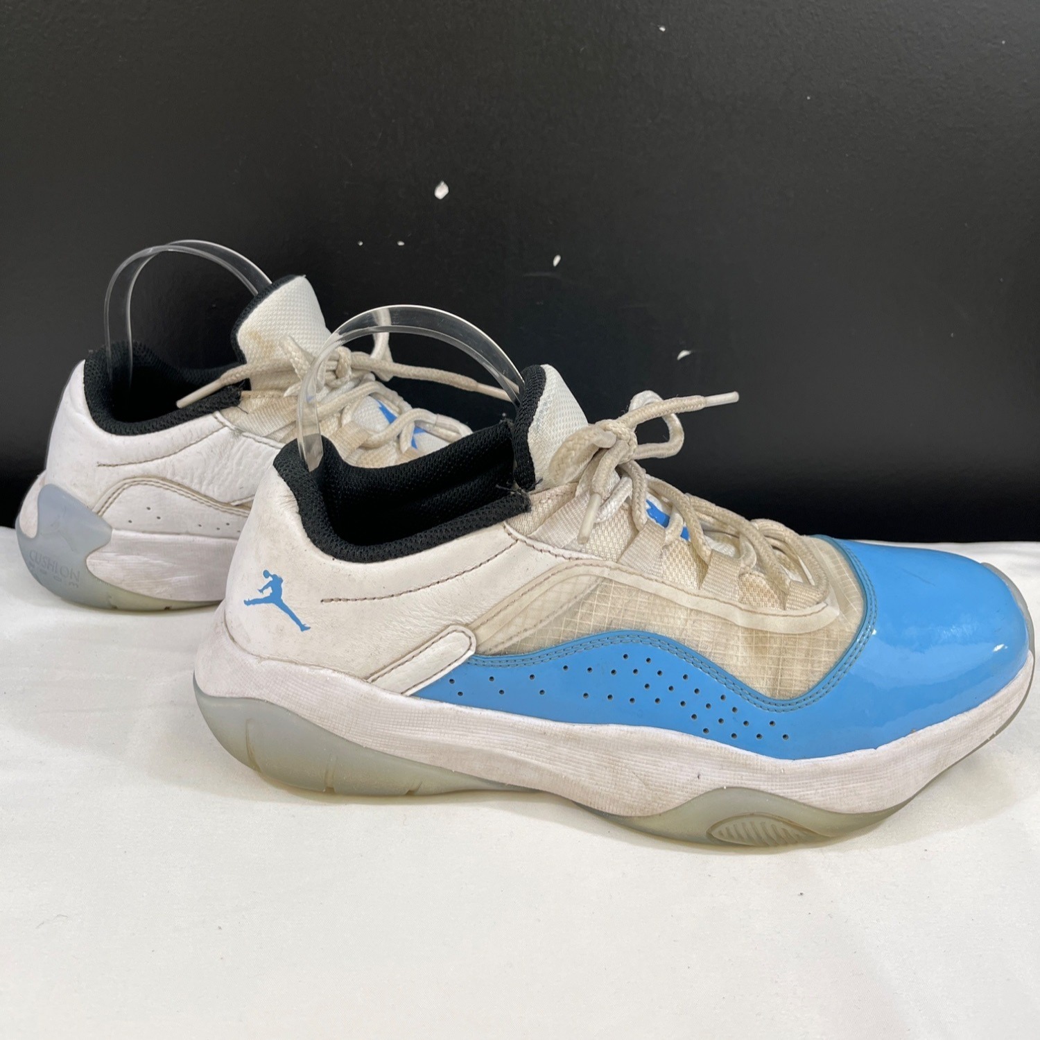 11 CMFT Low Men's White Low Top Sneakers .5