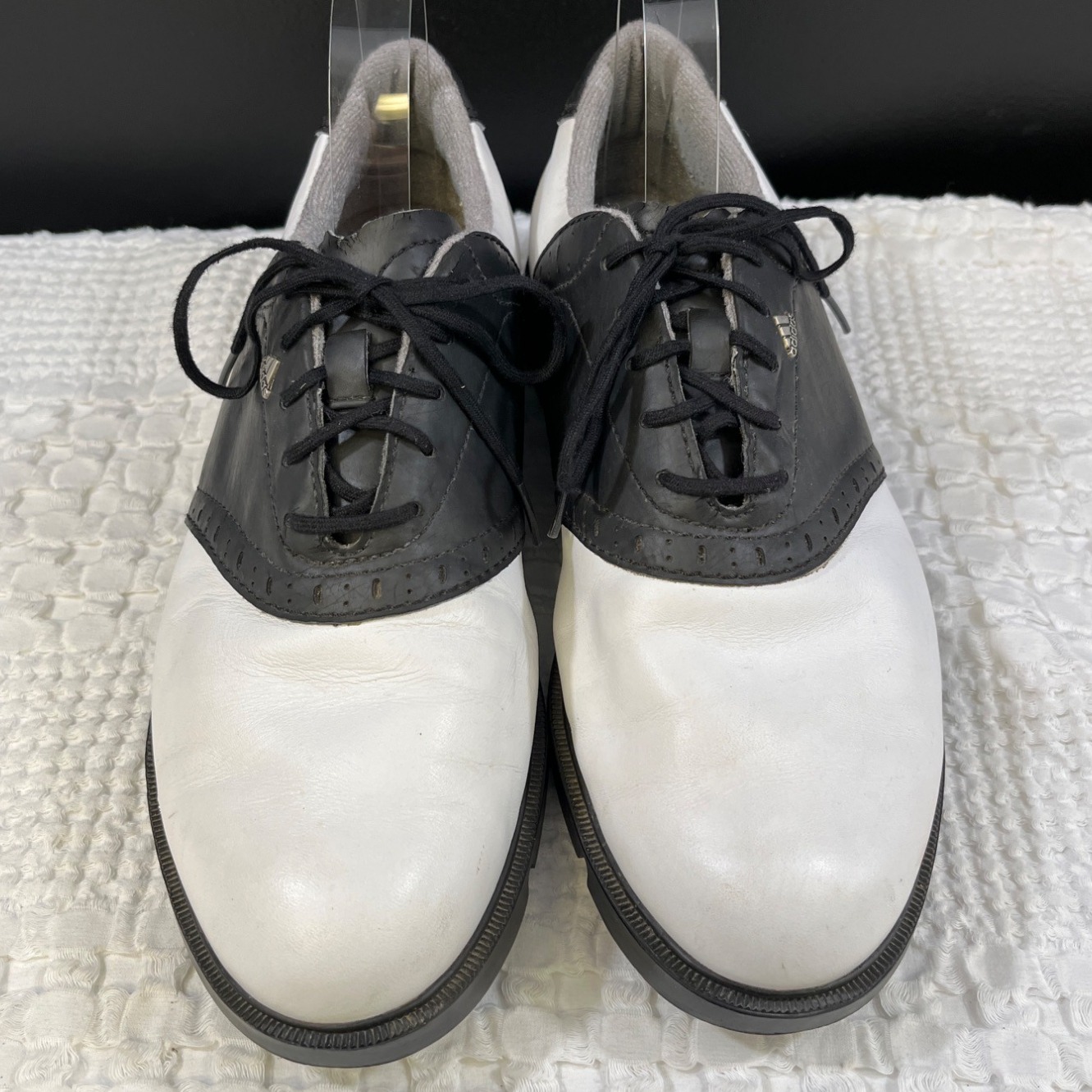 Men's Leather Black and White Golf Shoes .5