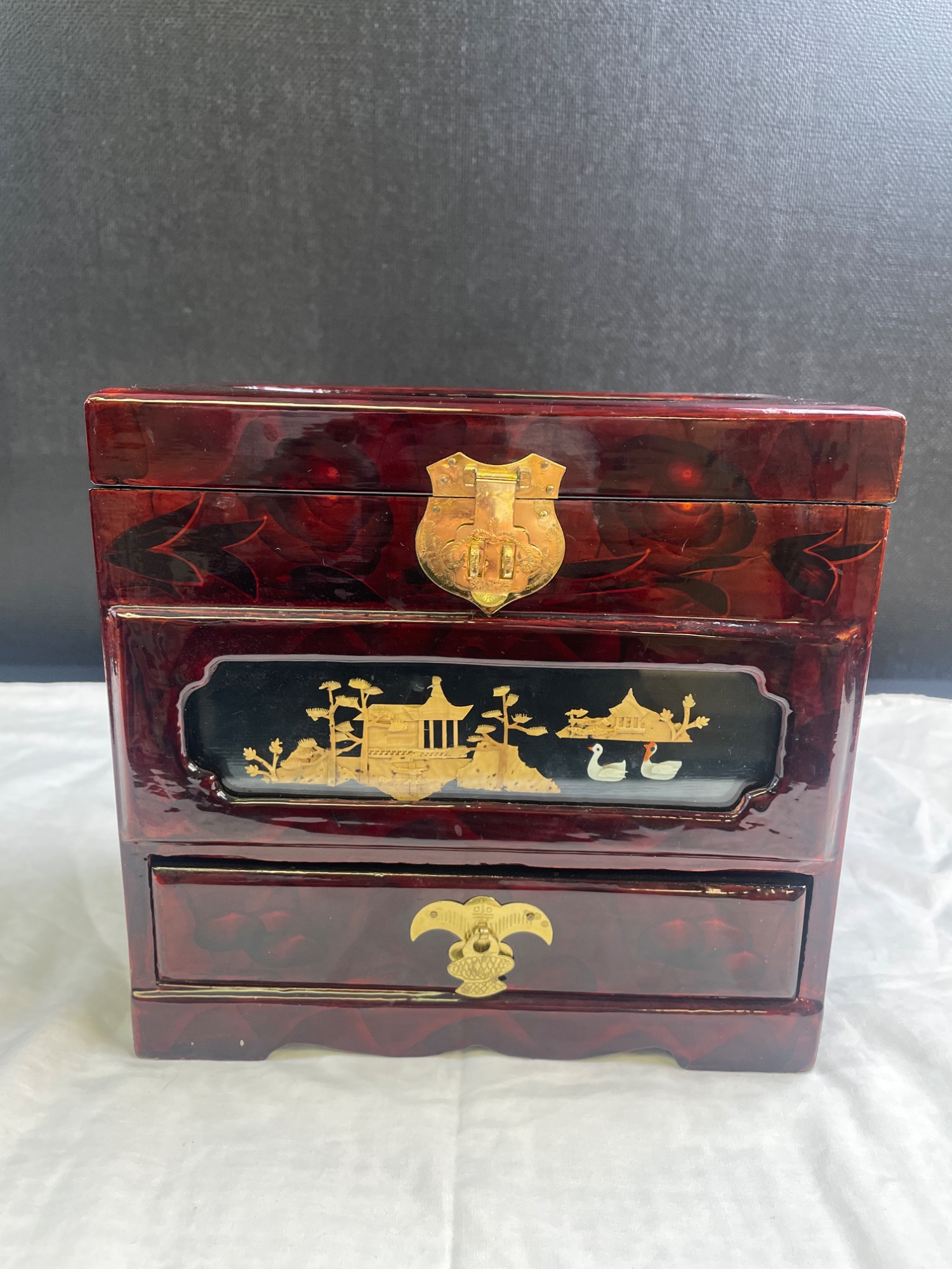 Vintage Oriental Red Lacquer Jewelry Box Floral Mother of Pearl Design