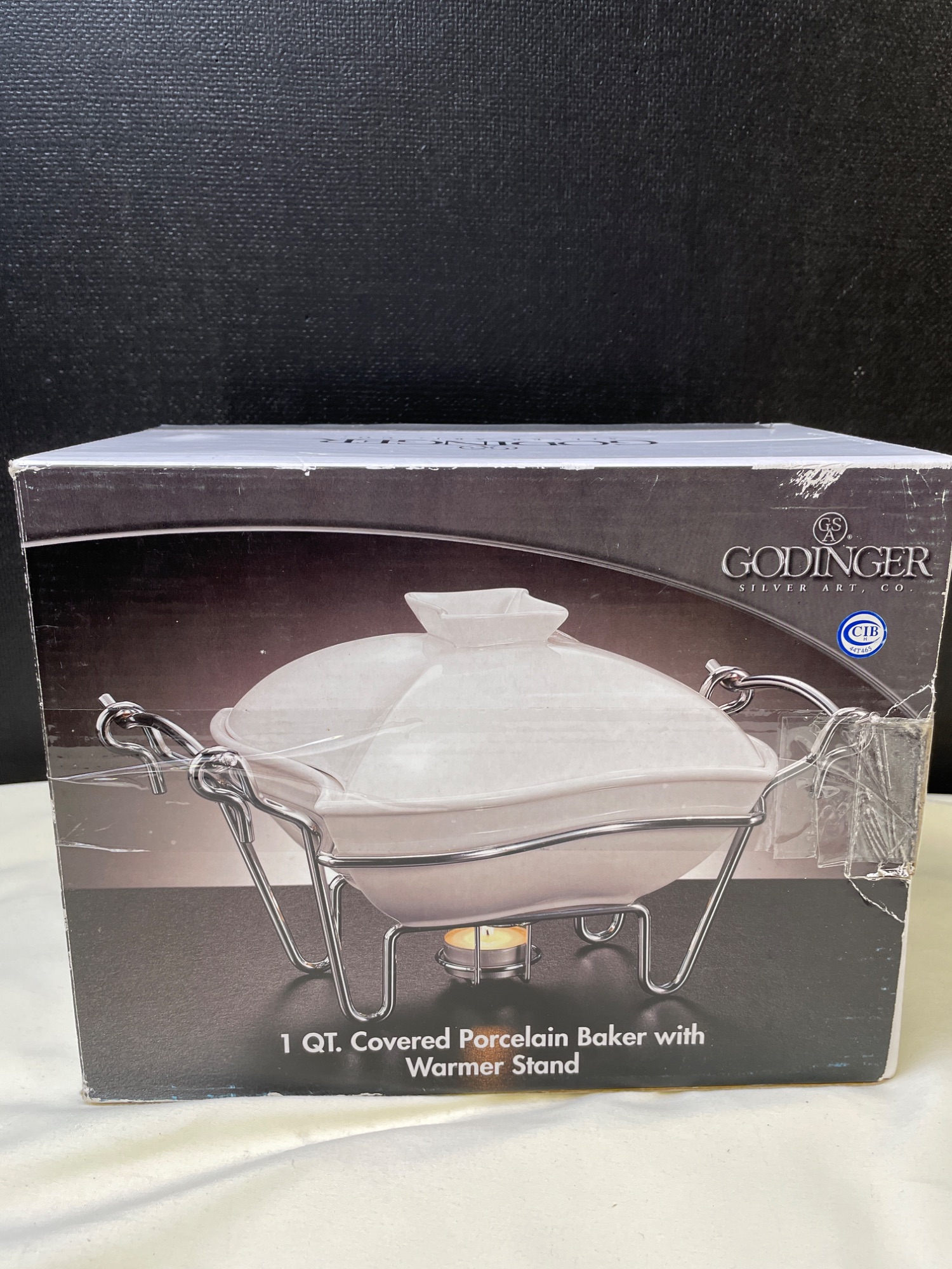 1 qt Covered Porcelain Baker with Warmer Stand